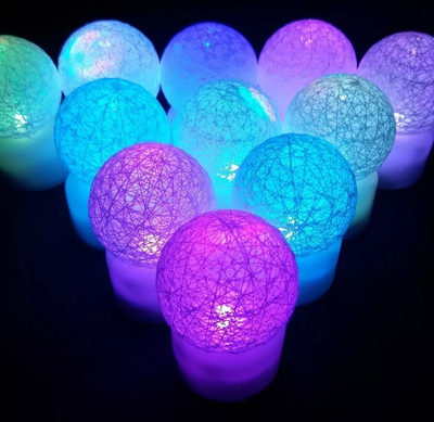 Vela Led decorativa Multicolor - Esfera de hilo Thai Tealight